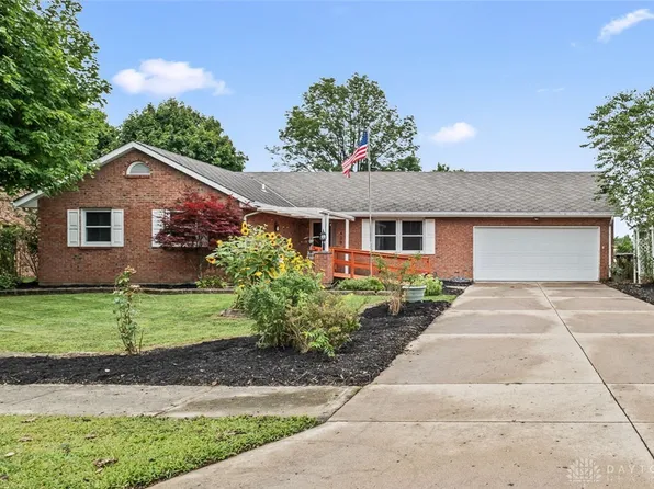 429 Meadowlark Ln, Eaton, OH 45320