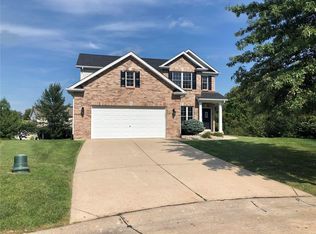 44 Homefield Commons Ct, O'Fallon, MO 63366