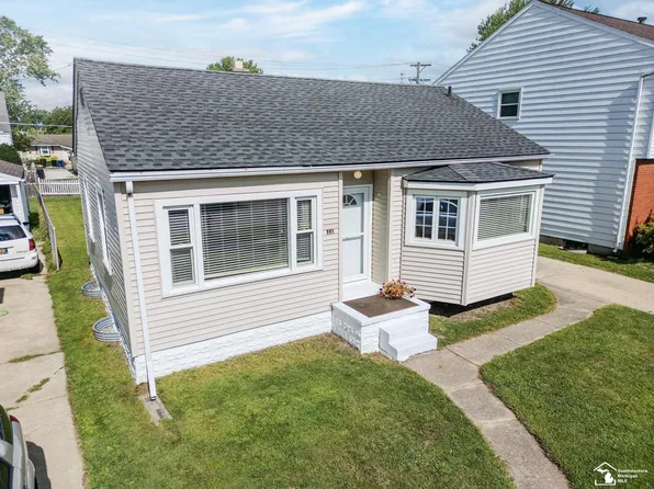 441 N Roessler St, Monroe, MI 48162