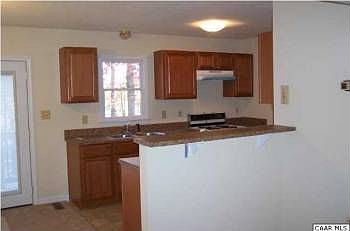2nd image of 27 Glen Burnie Rd
