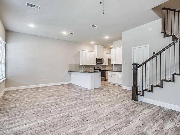 3rd image of 2220 Epitome Ave
