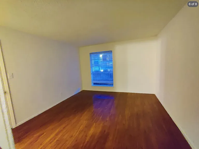 919-214 S Weatherred Dr — Photo 3