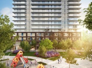 185 Deerfield Rd #606, Newmarket, ON L3Y 0G7