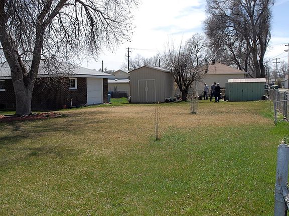 5th image of 3613 Golden St