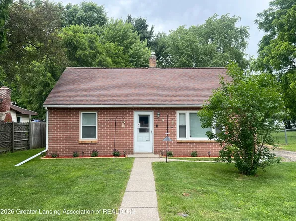 4552 Sycamore St, Holt, MI 48842