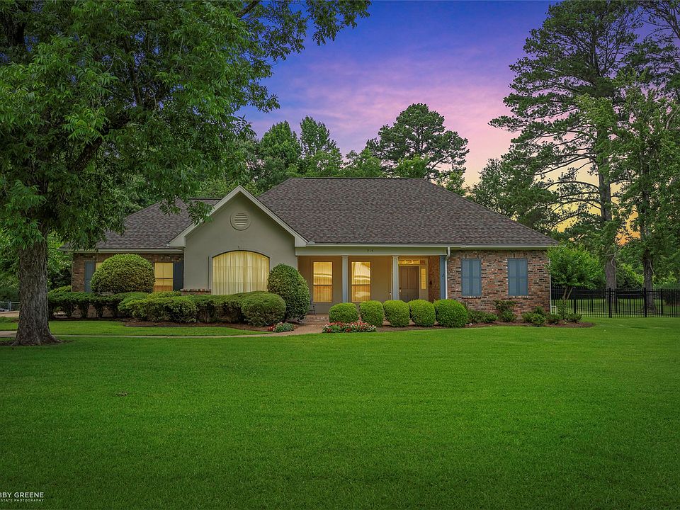 1st image of 914 Edgewood Dr