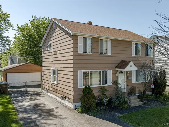 62 Patricia Ln, Buffalo, NY 14227