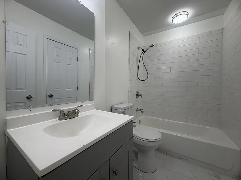 1208 S Mayview Ave — Photo 14
