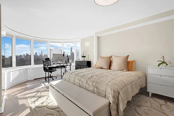 Rented by R New York | media 34