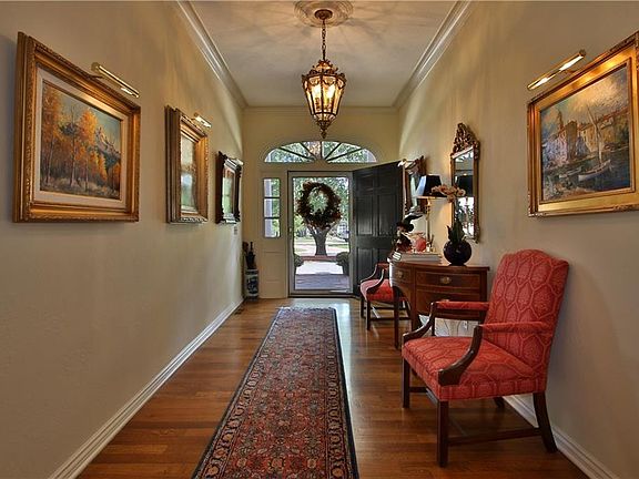 5th image of 1610 Westminster Pl