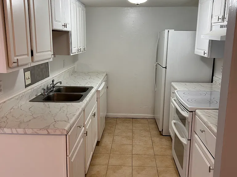 4029 Holly Cove Dr — Photo 4