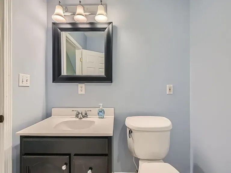 305 S Collington Ave — Photo 12