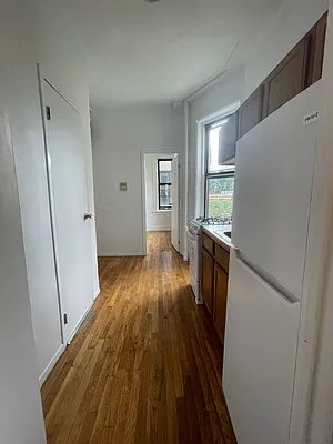 Rented by Peter R. Hungerford, LREB | media 15