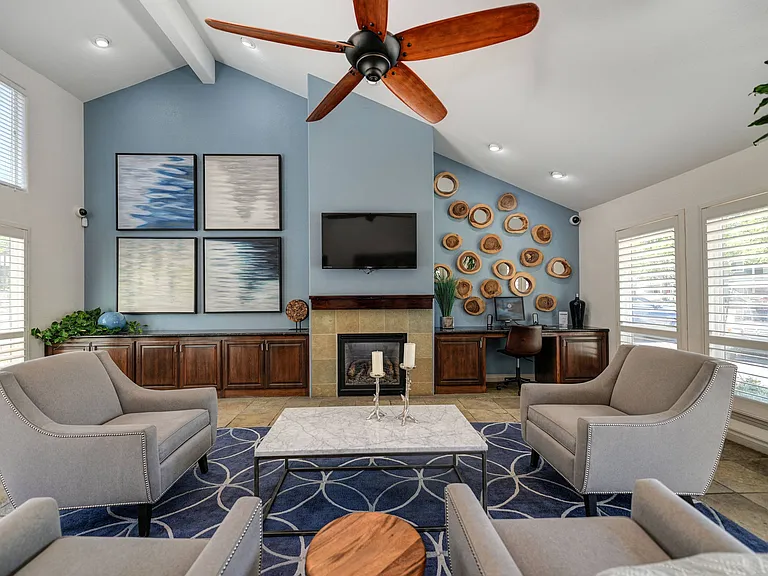 Lake Pointe Clubroom