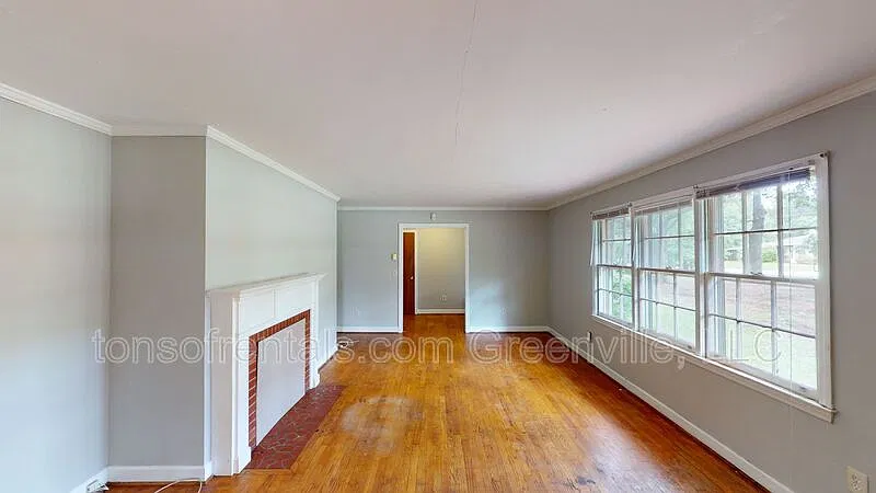 3 bed, 2.5 bath, $1,550 — Photo 3