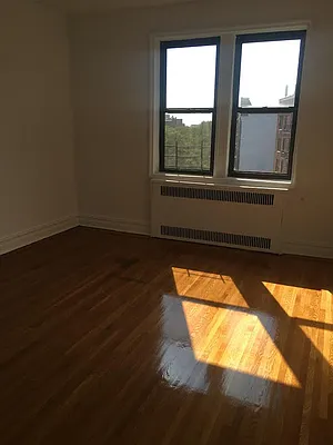 Rented by Lang Realty LLC | media 8