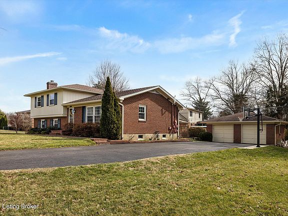3rd image of 9820 Tiverton Way