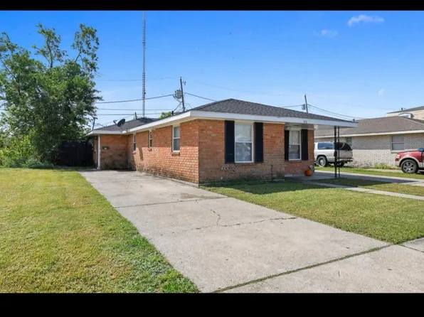 314 E Liberaux St, Chalmette, LA 70043