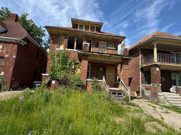 9011 Quincy St, Detroit, MI 48204