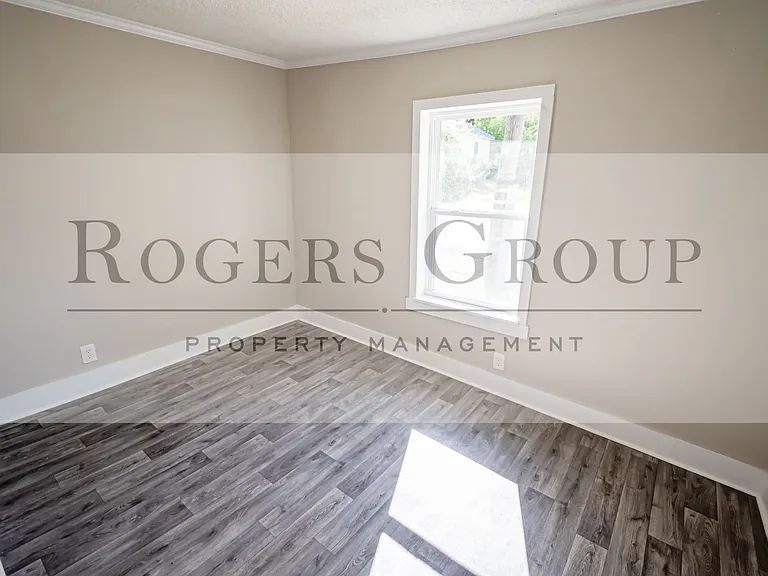515 Owen St — Photo 5