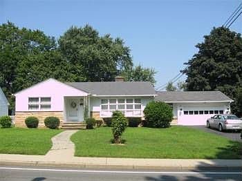 1st image of 149 Borden Ave