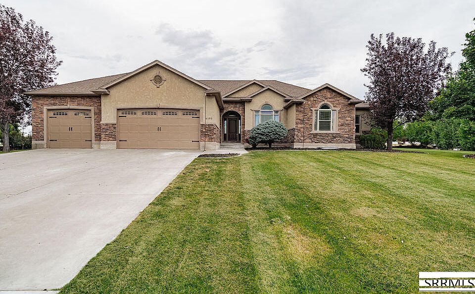 1st image of 6192 E Pheasant Dr