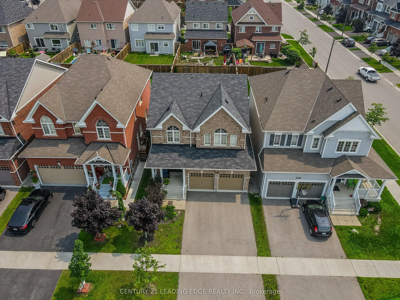 3 bed, $3,300 — Photo 3