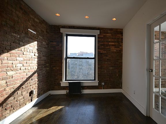 2nd image of 649 E 9th St APT 3D