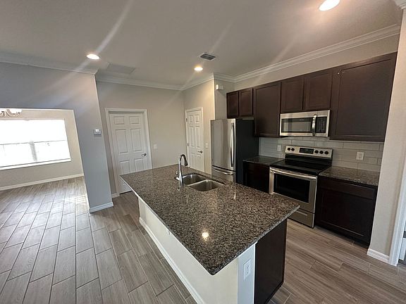 3rd image of 3435 NW 45th Ave