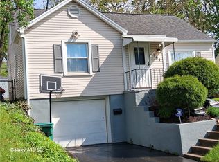 584 Falstaff Rd, Rochester, NY 14609