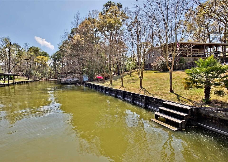 1st image of 168 Dickens Landing Dr