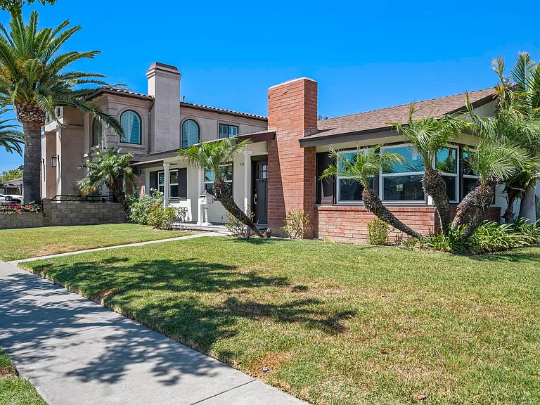 9433 Geranium Cir — Photo 11