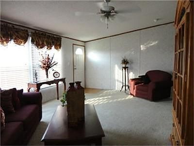 3rd image of 134 Diane St