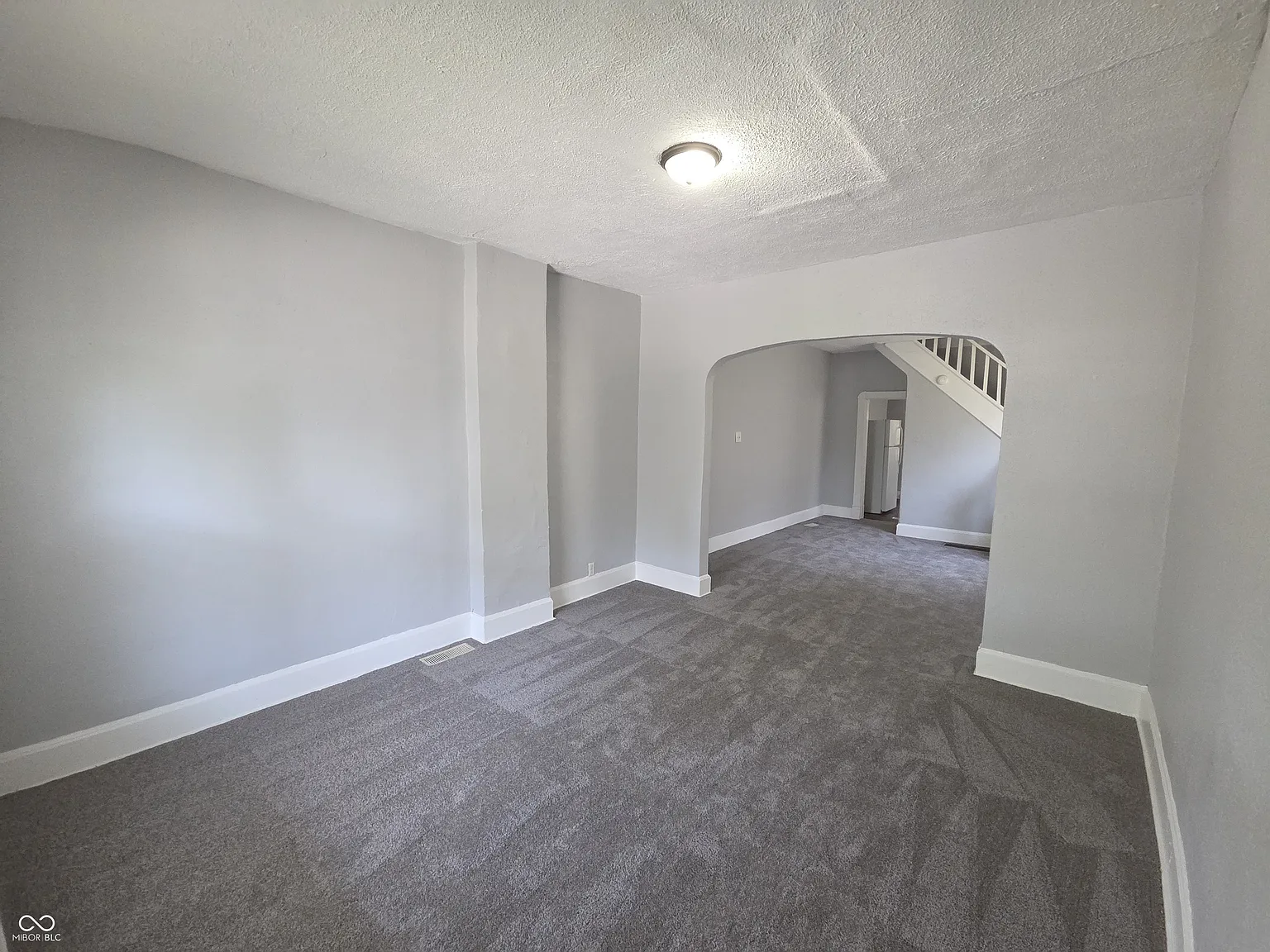 2 bed, 1.0 bath, 1005 sqft, $1,100 — Photo 3