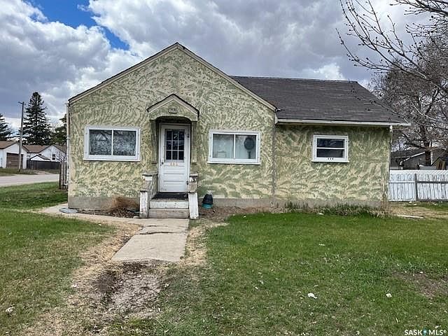 1st image of 201 R AVENUE N