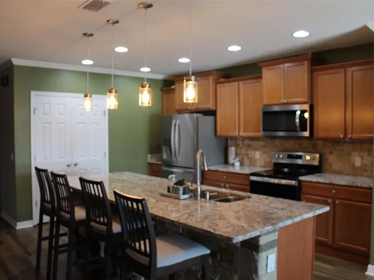 1408 Lanier Point Pl — Photo 7