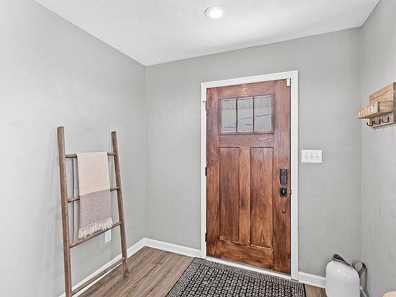 4th image of 206 Ansley Way