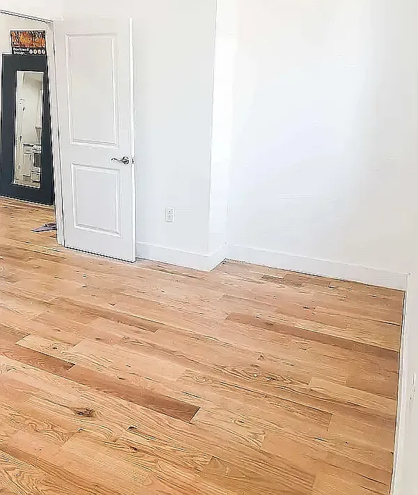 494 Hart Street — Photo 3