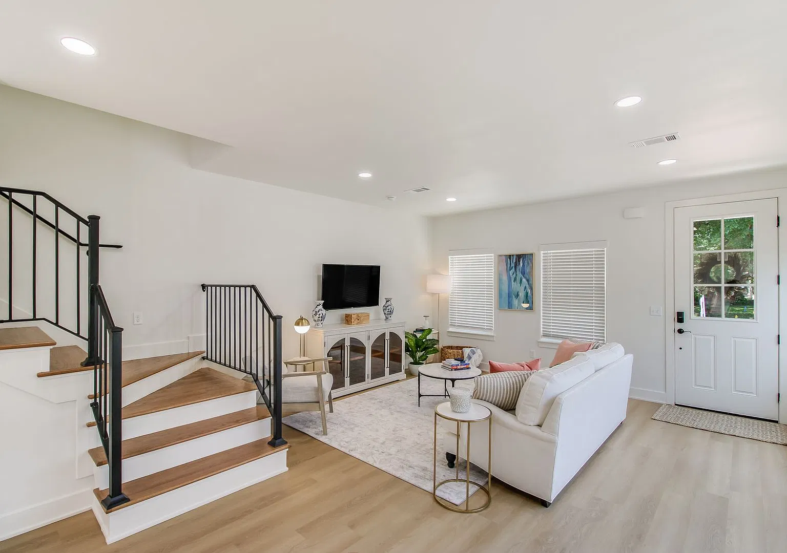 144.7 - 1110 W. 10th - Founders — Photo 2