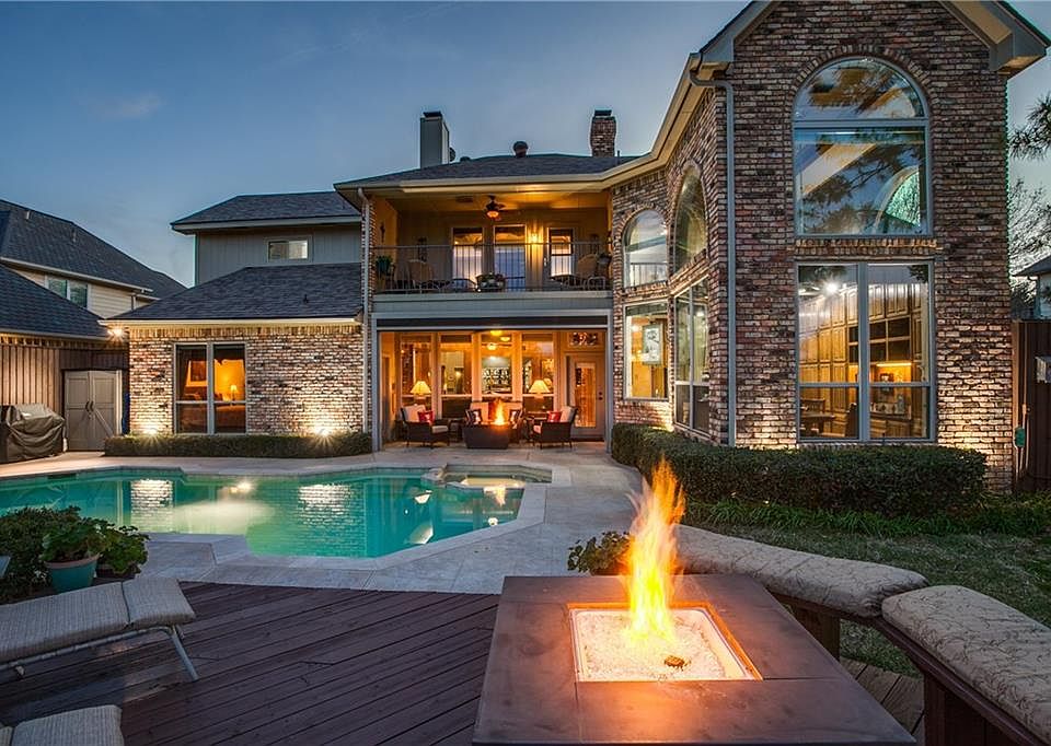 1st image of 2613 Oak Point Dr