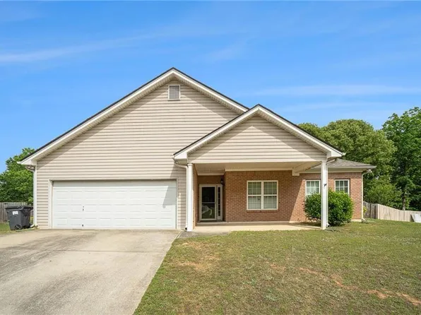 88 Birchwood Farms Ln, Dallas, GA 30132