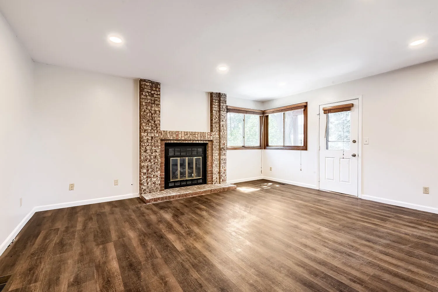 8001 S Williams Cir — Photo 4