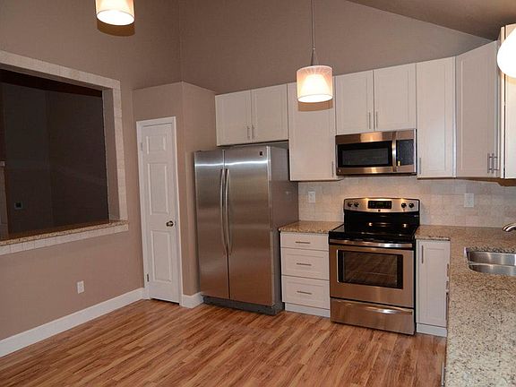 Huge open kitchen with pantry