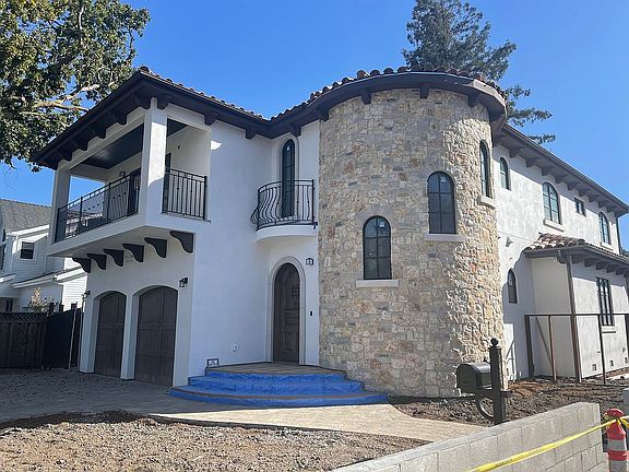 3rd image of 16336 Shady View Ln