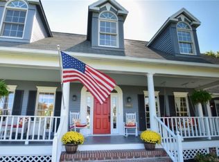 21 Cobblecreek Rd, Victor, NY 14564