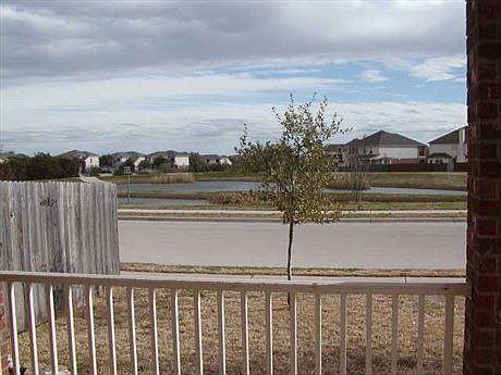 2nd image of 3701 Castle Rock Dr