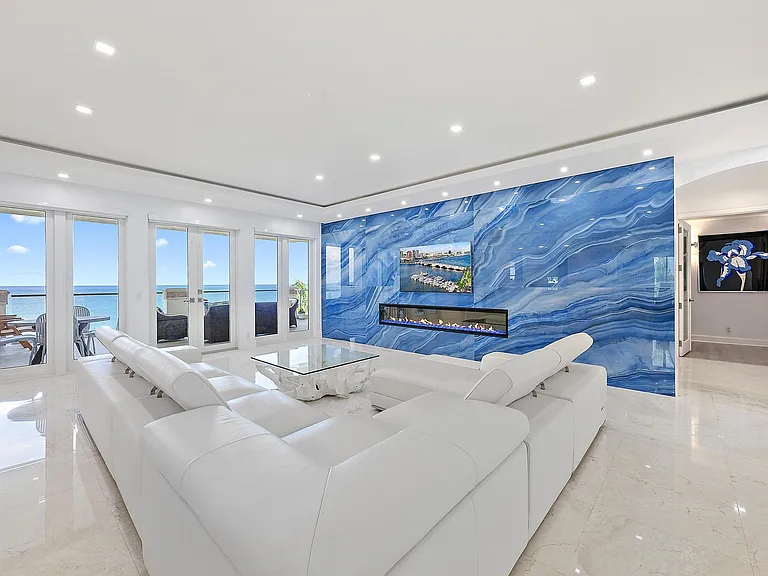 2070 N Ocean Blvd #Penthouse 4 — Photo 8