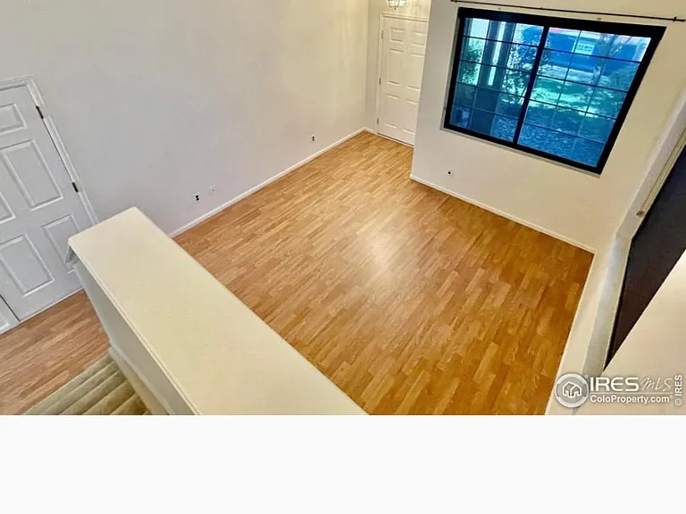 440 Andrew Dr — Photo 5