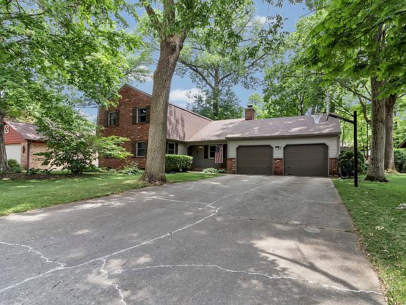 2nd image of 515 Greenlee Dr
