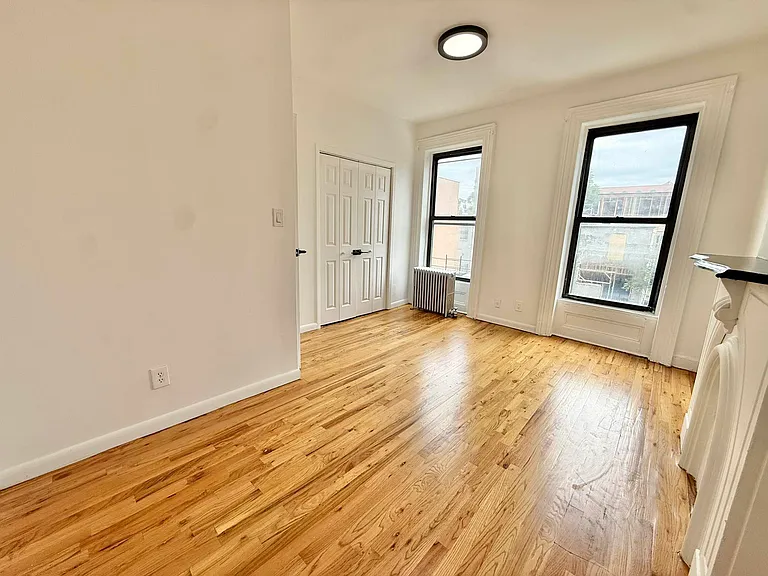 442 Gates Ave #4F — Photo 8